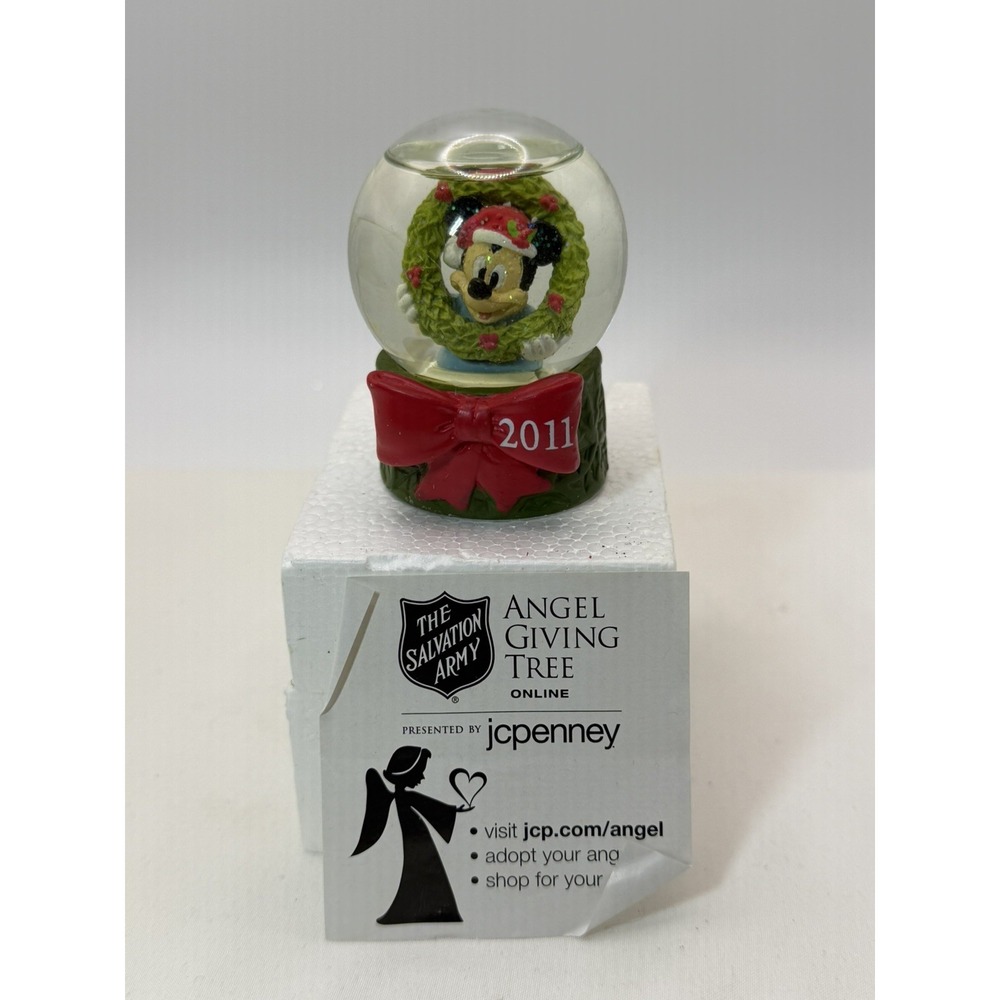 Disney Collectible Snow Globe with Mickey 2011 JCPenney Store Exclusive With Box